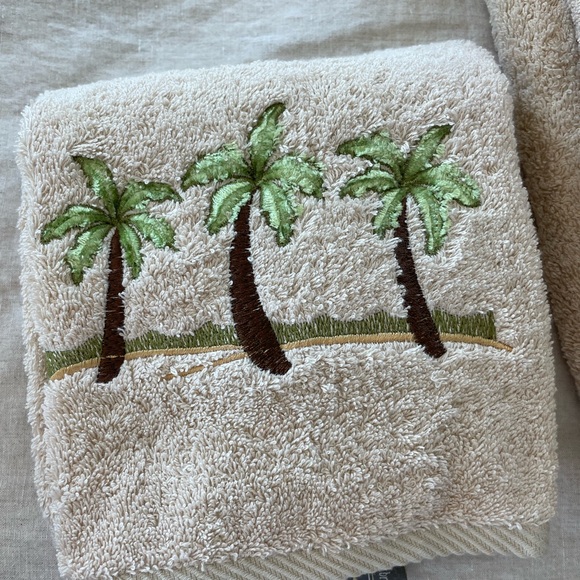 Palm tree towels - Picture 3 of 3